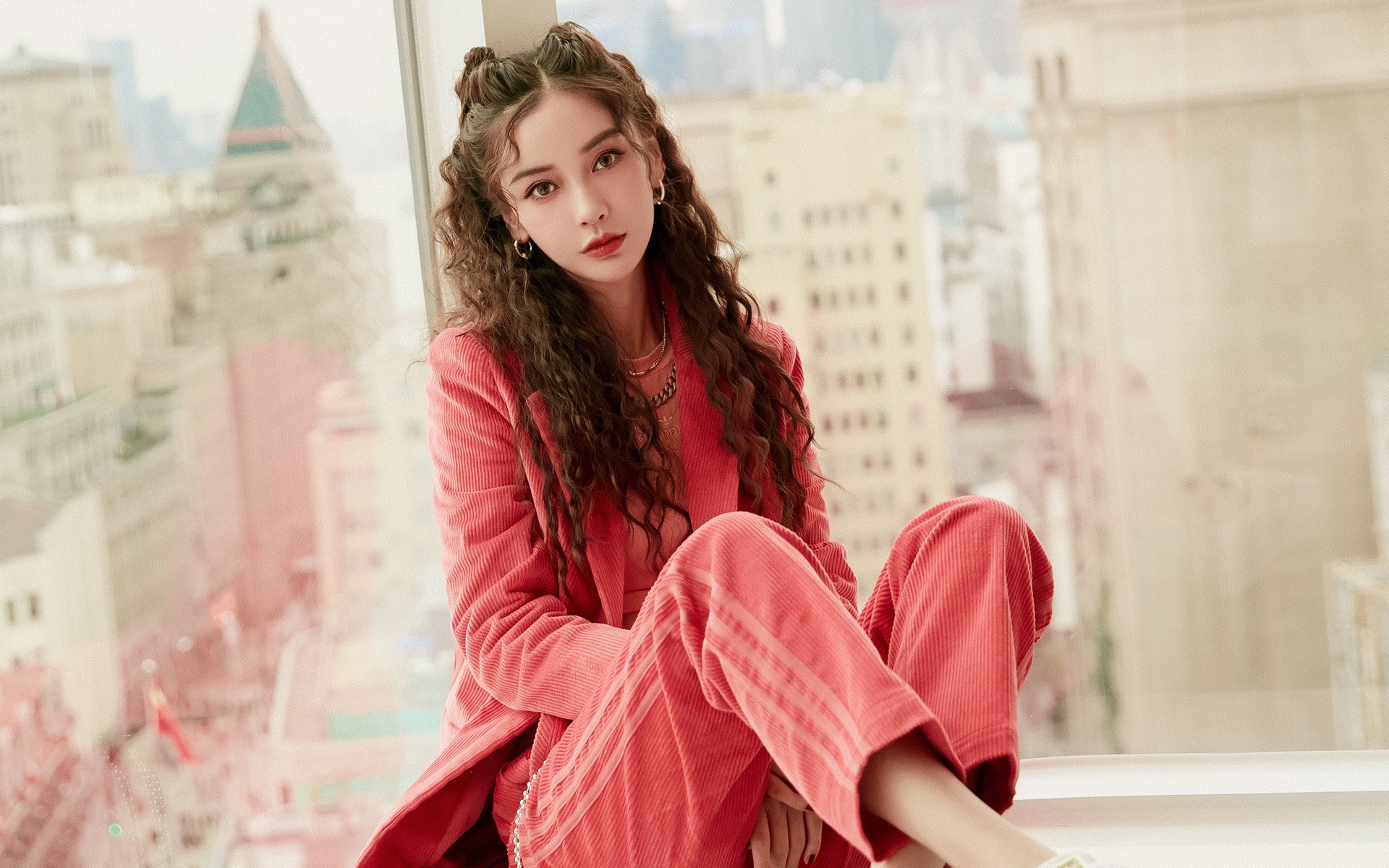 广州队引进外援，锋线实力大增，广州队的外援